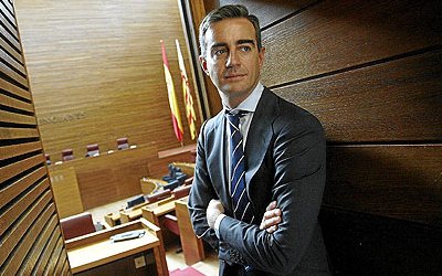 Costa, secretario gral PP Valencia (José Cuéllar. El Mundo, 090201)